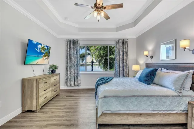 $899,000 | 159 Toscavilla Boulevard, Nokomis, FL 34275