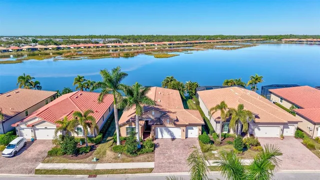 $899,000 | 159 Toscavilla Boulevard, Nokomis, FL 34275