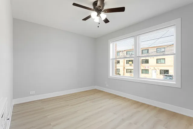 $2,100 | 7634 North Eastlake Terrace, Unit 1S, Chicago, IL 60626