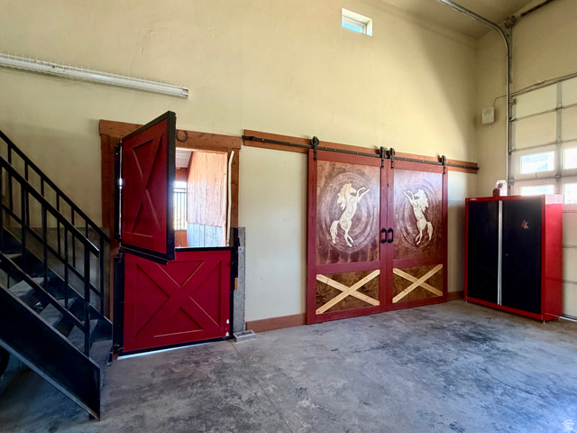 202 375 West Providence, UT 84332 - Photo 43 of 61 View of horse stable
