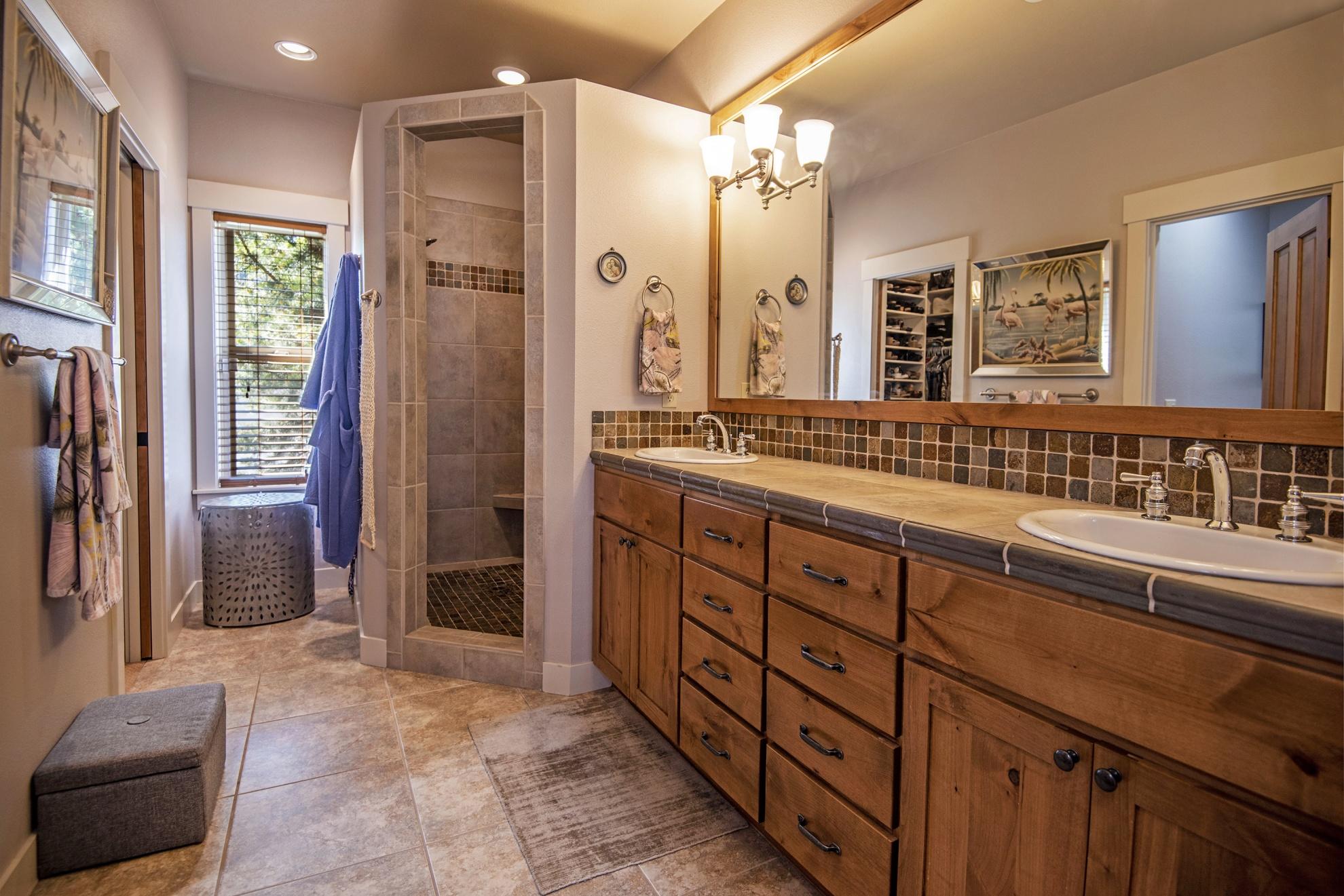 61468 Elder Ridge Street Bend, OR 97702 - Photo 15 of 25 batch_15