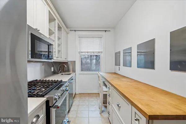 $450,000 | 3100 Connecticut Avenue Northwest, Unit 202, Washington, DC 20008