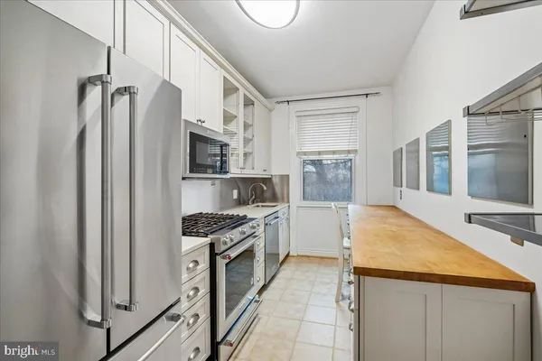 $450,000 | 3100 Connecticut Avenue Northwest, Unit 202, Washington, DC 20008