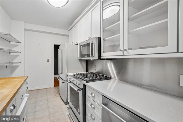 $450,000 | 3100 Connecticut Avenue Northwest, Unit 202, Washington, DC 20008