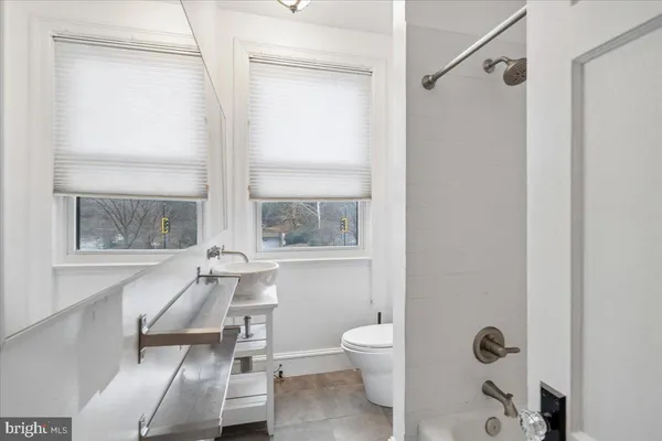 $450,000 | 3100 Connecticut Avenue Northwest, Unit 202, Washington, DC 20008