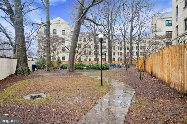 $450,000 | 3100 Connecticut Avenue Northwest, Unit 202, Washington, DC 20008