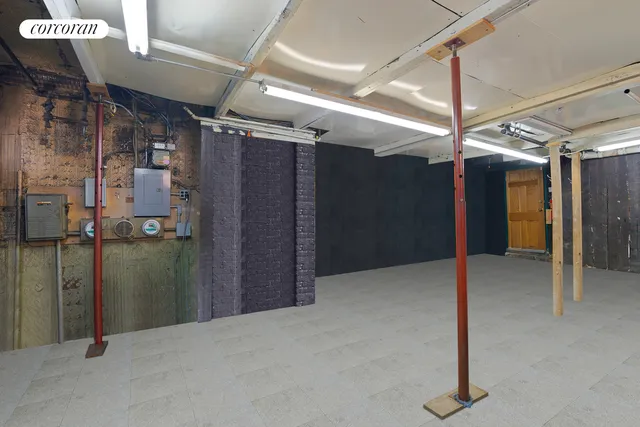 $5,395,000 | 392 West Street | West Village