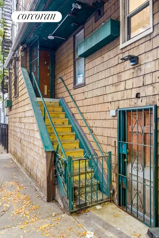 $5,395,000 | 392 West Street | West Village