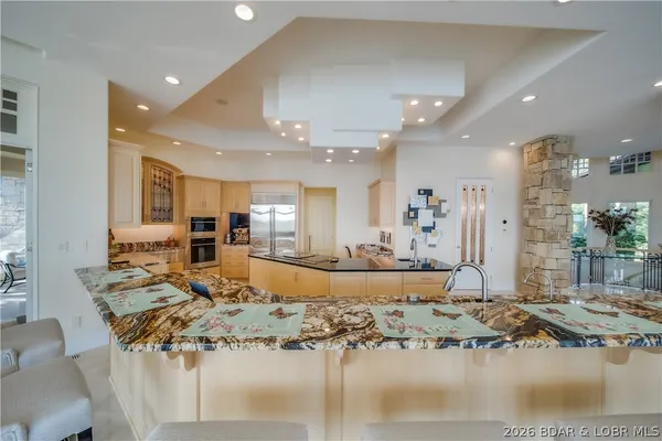 $4,895,000 | 582 Cedar Crest Drive, Lake Ozark, MO 65049