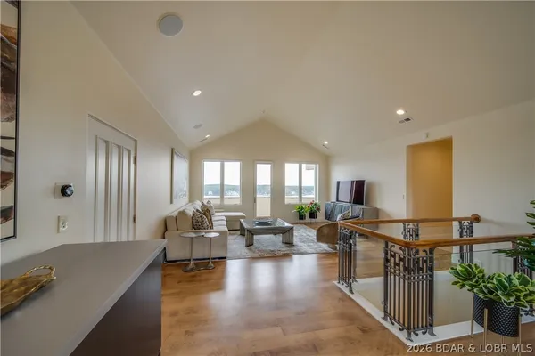 $4,895,000 | 582 Cedar Crest Drive, Lake Ozark, MO 65049