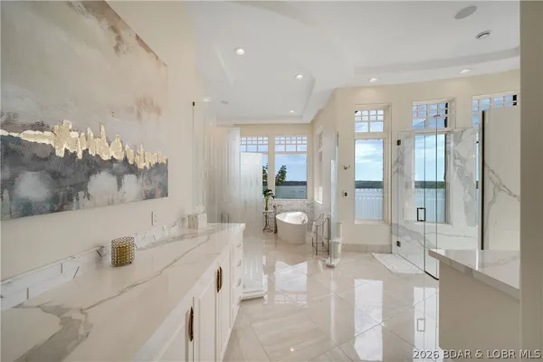 $4,895,000 | 582 Cedar Crest Drive, Lake Ozark, MO 65049