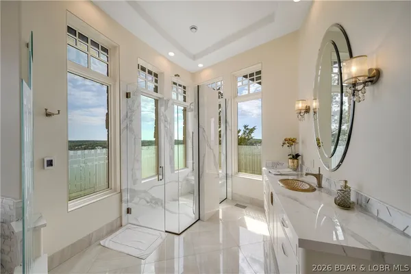 $4,895,000 | 582 Cedar Crest Drive, Lake Ozark, MO 65049