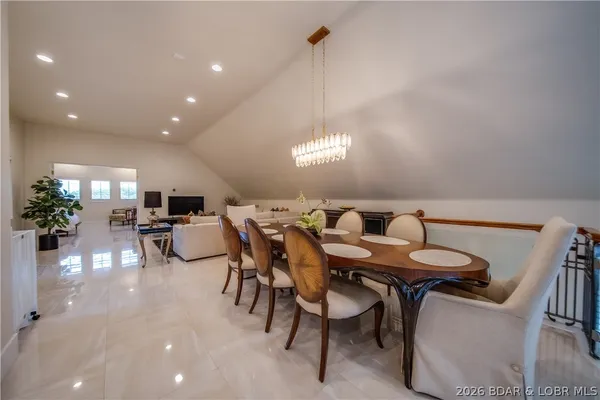 $4,895,000 | 582 Cedar Crest Drive, Lake Ozark, MO 65049