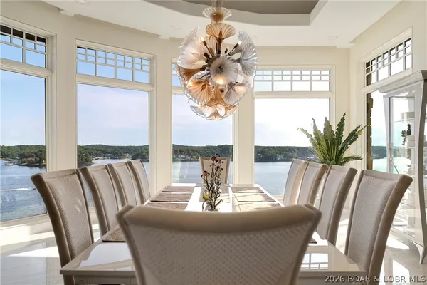 $4,895,000 | 582 Cedar Crest Drive, Lake Ozark, MO 65049