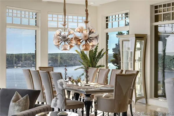$4,895,000 | 582 Cedar Crest Drive, Lake Ozark, MO 65049
