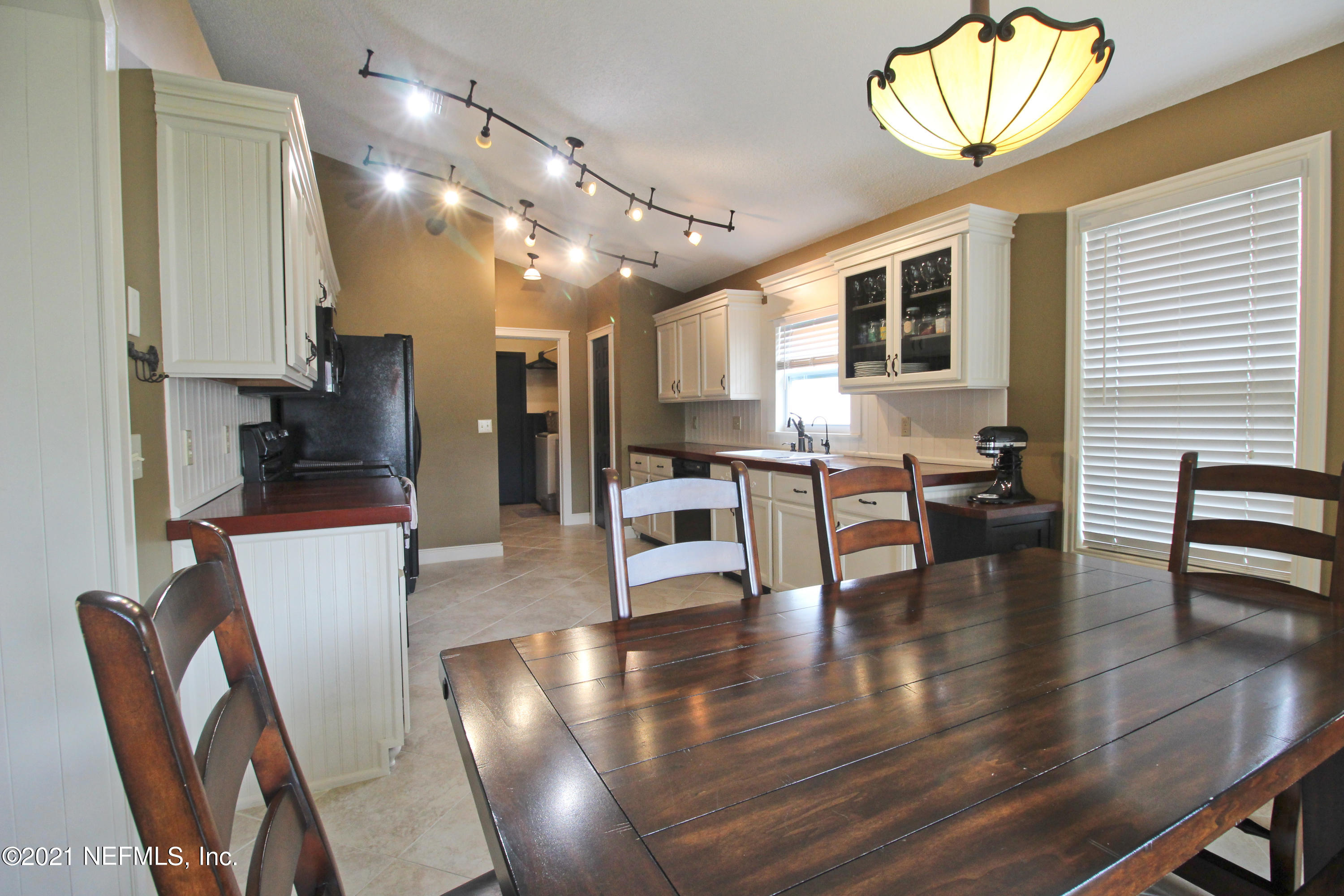11059 Ridge Point Drive Jacksonville, FL 32257 - Photo 13 of 45 EAT IN KITCHEN