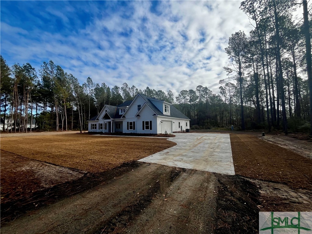 540 Doe Run Road Brooklet, GA 30415 - Photo 2 of 45 Driveway