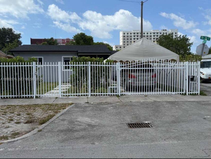 1336 Northwest 38th Street, Unit 1 Miami, FL 33142 - Photo 25 of 33 a view of a terrace