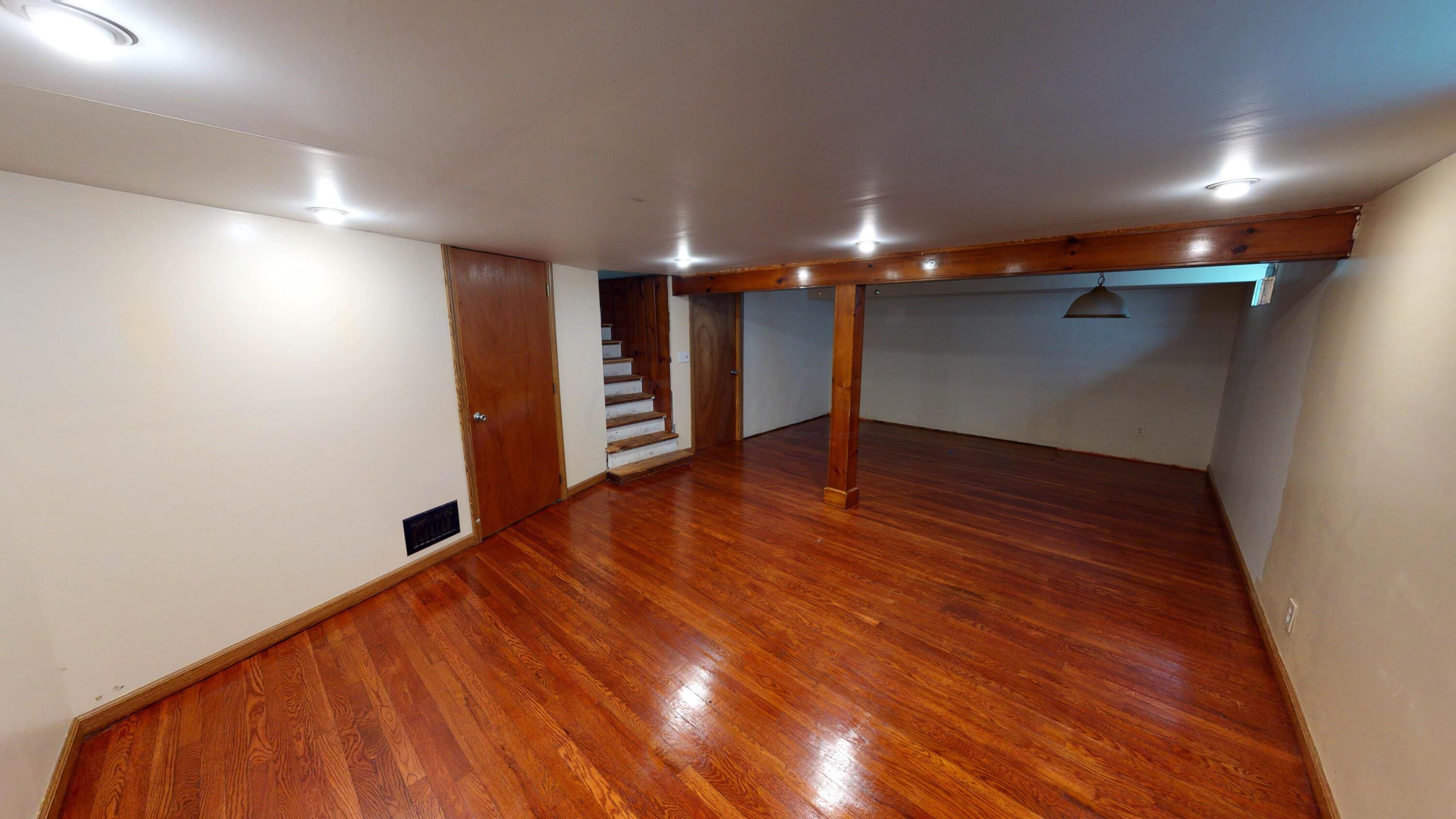 220 Jefferson Road Newark, OH 43055 - Photo 27 of 37 Finished Lower level