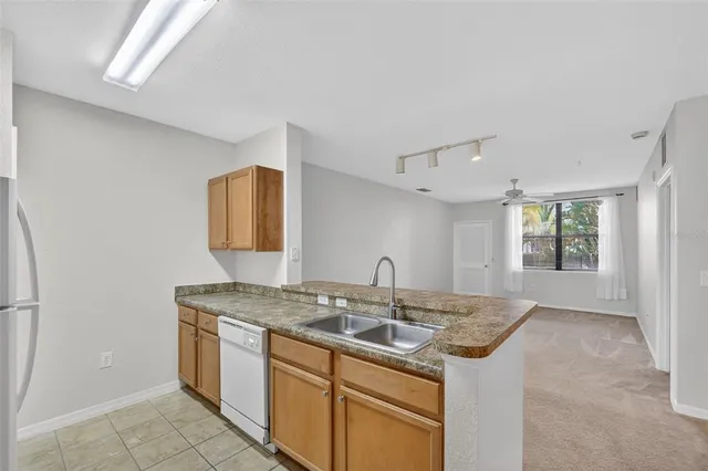 $1,400 | 5550 East Michigan Street, Unit 1104, Orlando, FL 32822