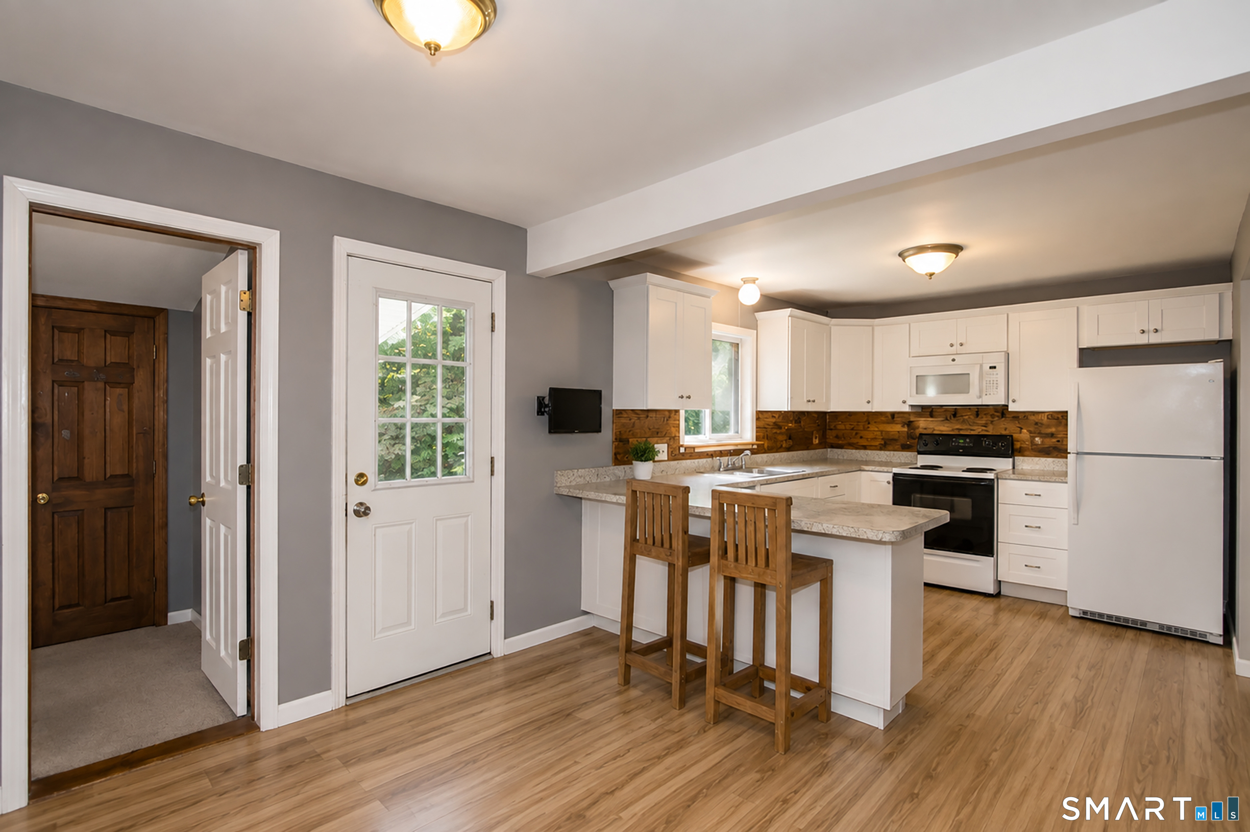52 Cottage Road Enfield, CT 06082 - Photo 14 of 40 Gallery Image 14