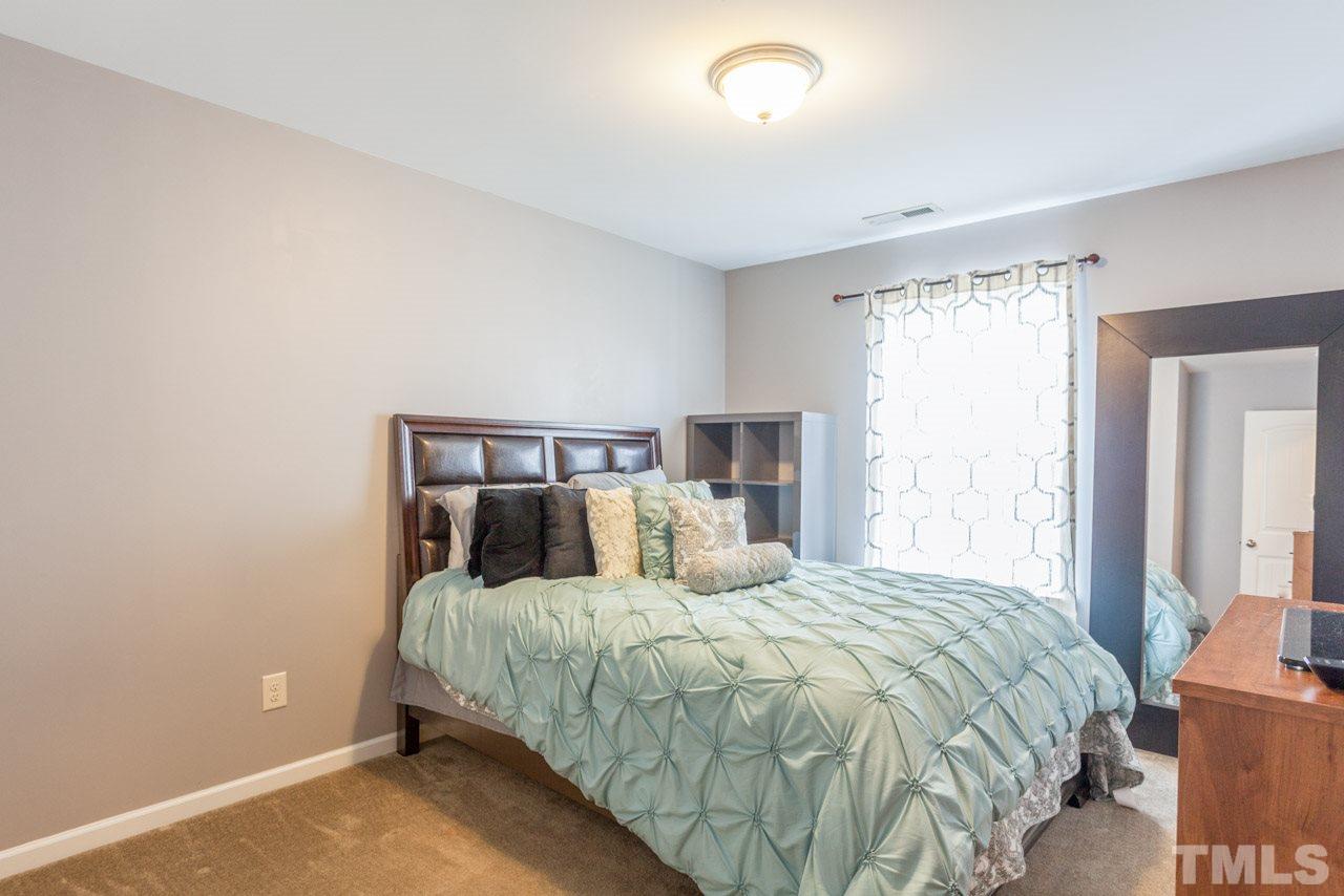 2422 Swans Rest Way Raleigh, NC 27606 - Photo 13 of 20