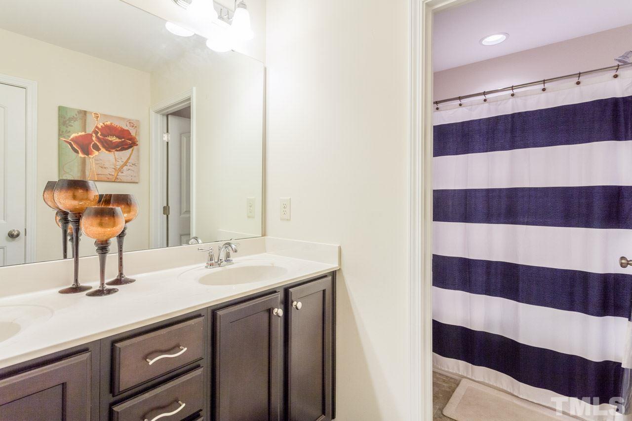 2422 Swans Rest Way Raleigh, NC 27606 - Photo 15 of 20