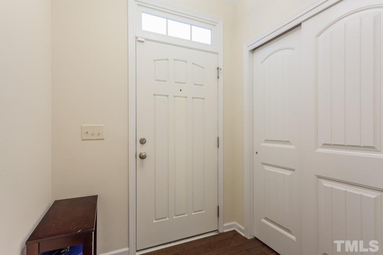2422 Swans Rest Way Raleigh, NC 27606 - Photo 4 of 20