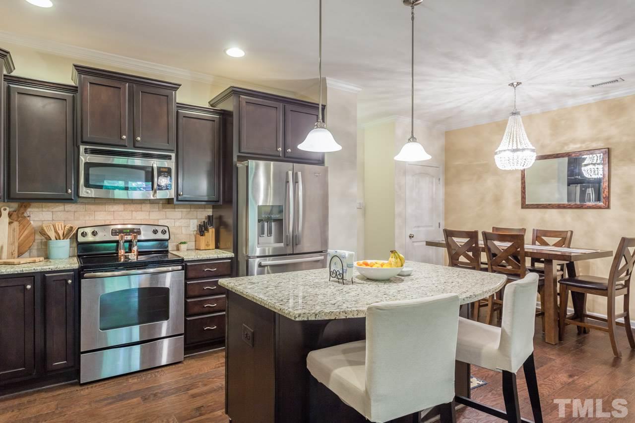 2422 Swans Rest Way Raleigh, NC 27606 - Photo 7 of 20