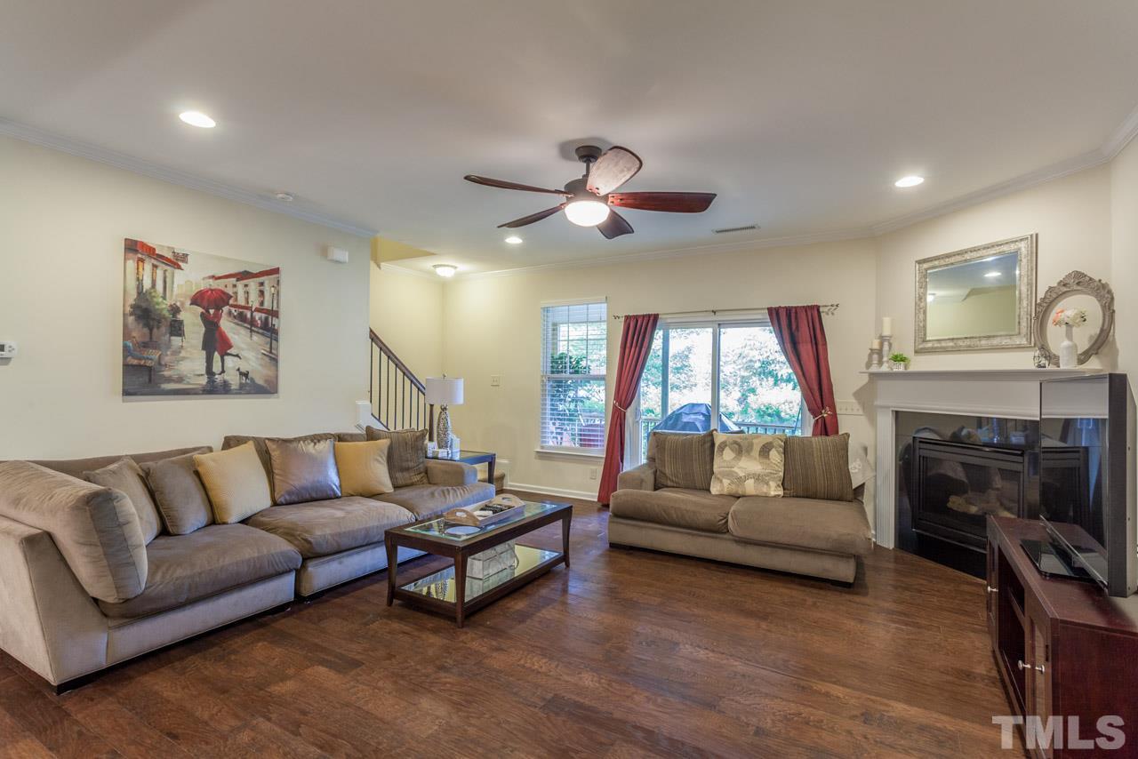 2422 Swans Rest Way Raleigh, NC 27606 - Photo 10 of 20
