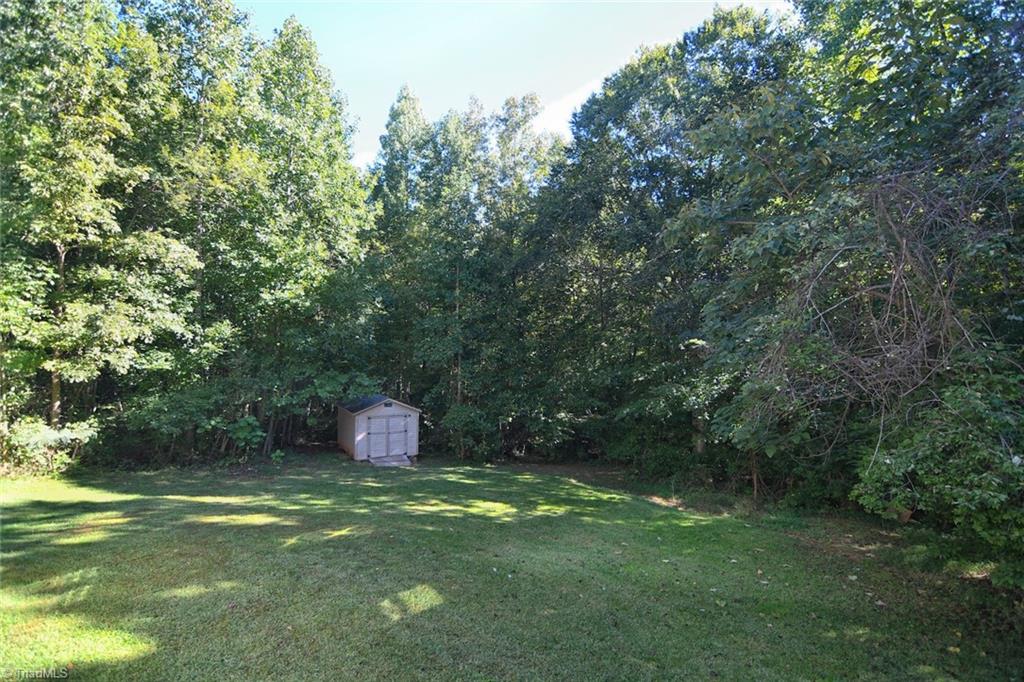 1894 Bethesda Road Lexington, NC 27295 - Photo 27 of 42 Gallery Image 27