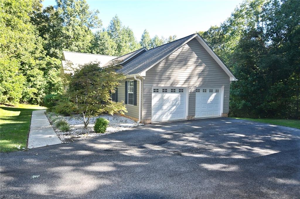 1894 Bethesda Road Lexington, NC 27295 - Photo 28 of 42 Gallery Image 28