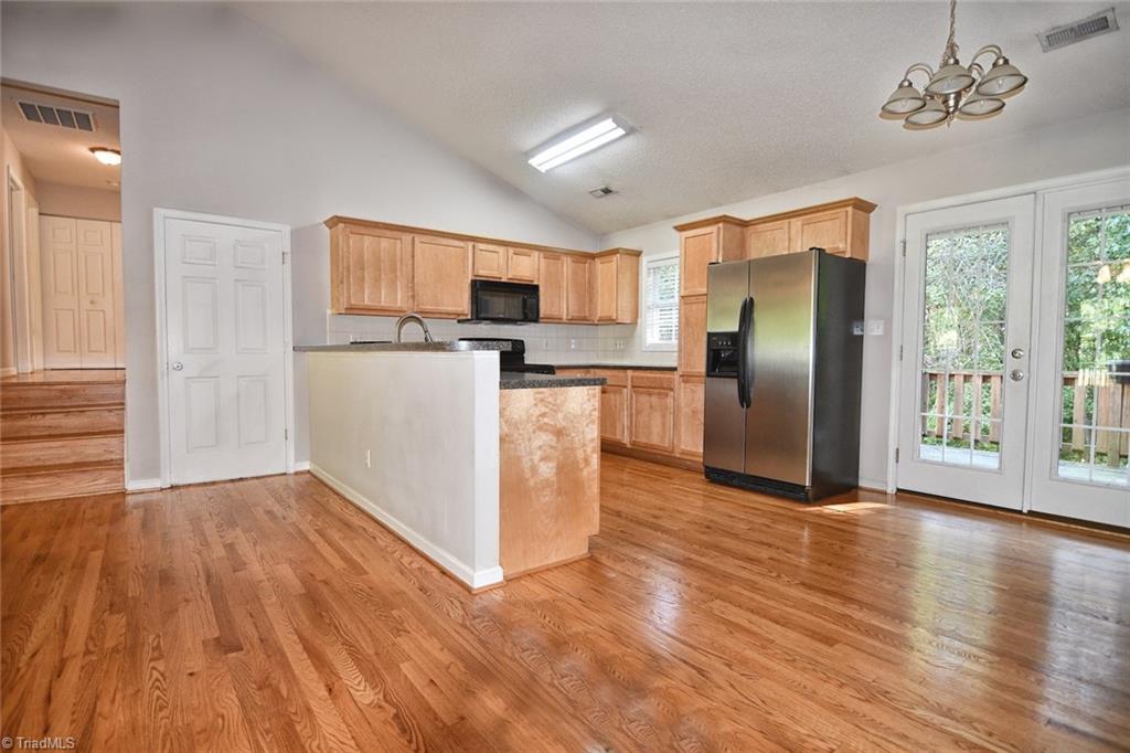 1894 Bethesda Road Lexington, NC 27295 - Photo 4 of 42 Gallery Image 4