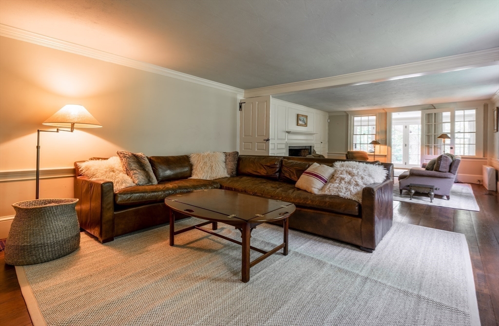 675 Bay Road Hamilton, MA 01982 - Photo 16 of 36