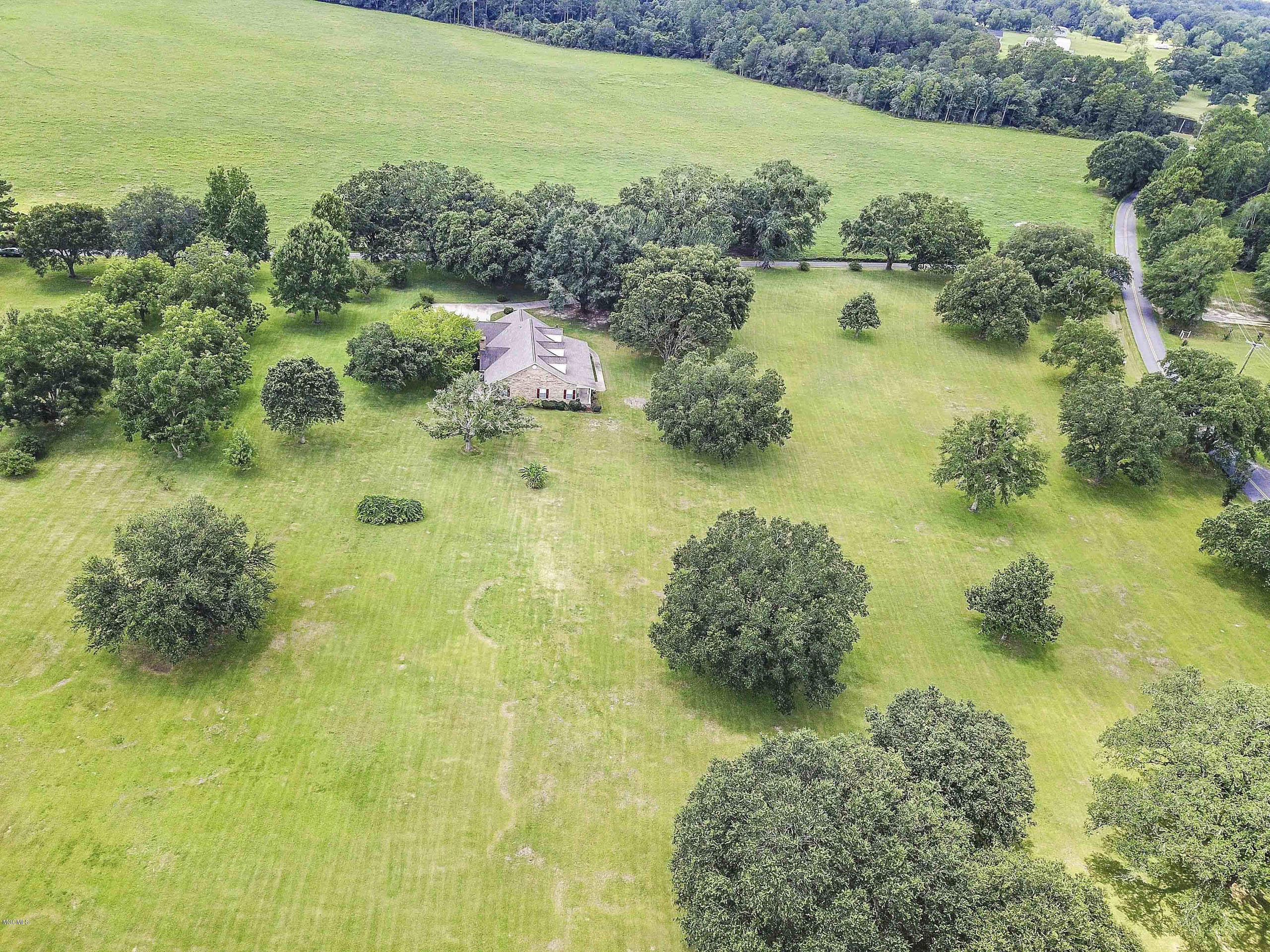 21808 John Holder Road Moss Point, MS 39562 - Photo 36 of 41 032