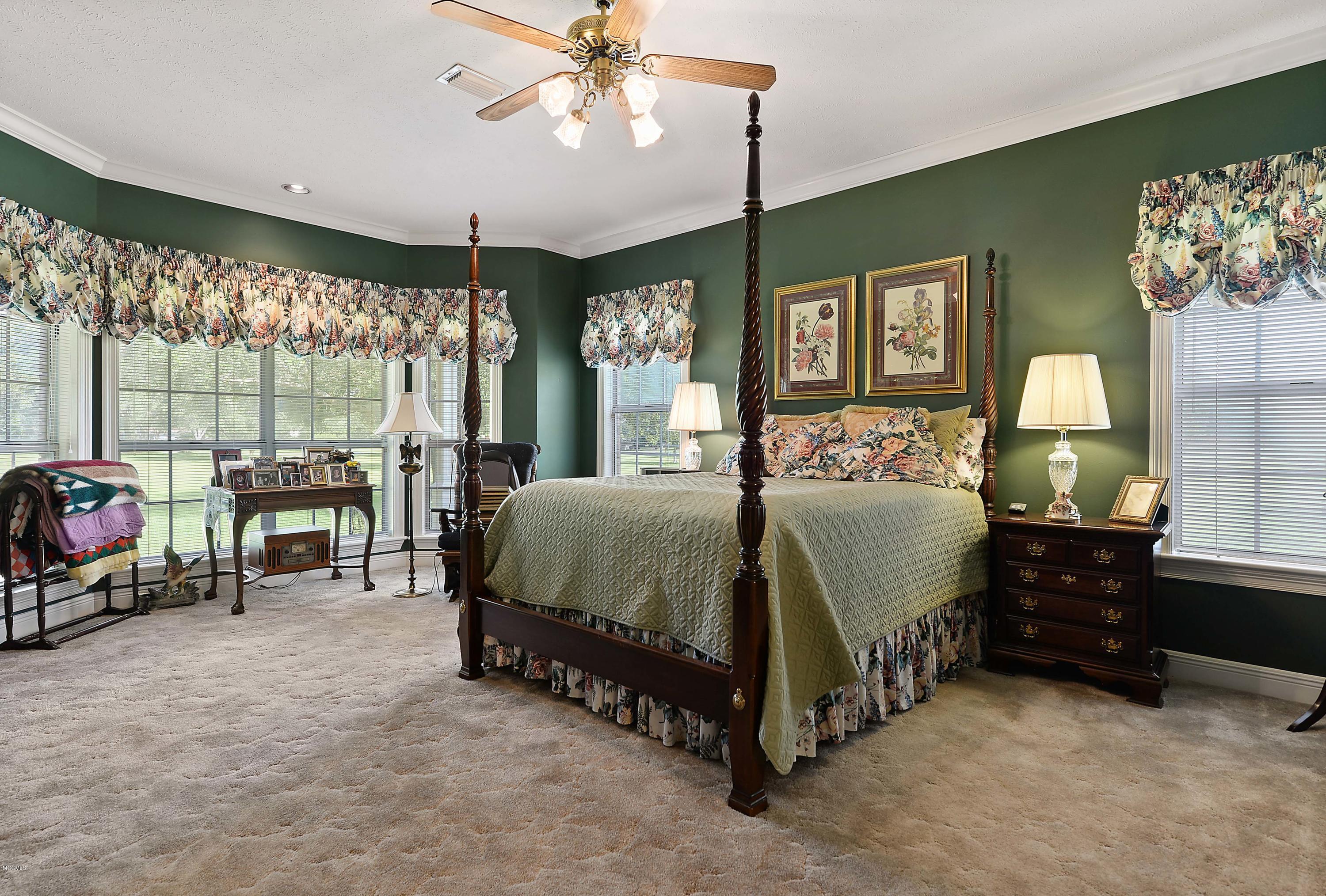 21808 John Holder Road Moss Point, MS 39562 - Photo 7 of 41 013