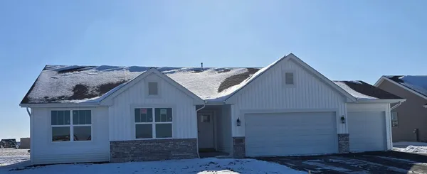 $374,885 | 1124 East Birchwood Drive, Beloit, WI 53511