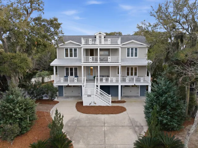 $3,900,000 | 3204 Waterway Boulevard, Isle of Palms, SC 29451