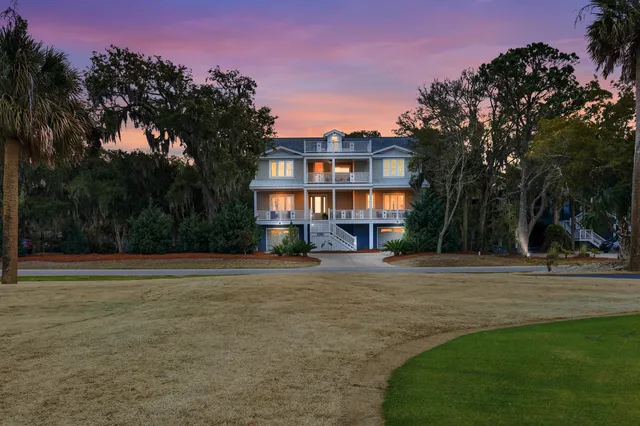 $3,900,000 | 3204 Waterway Boulevard, Isle of Palms, SC 29451