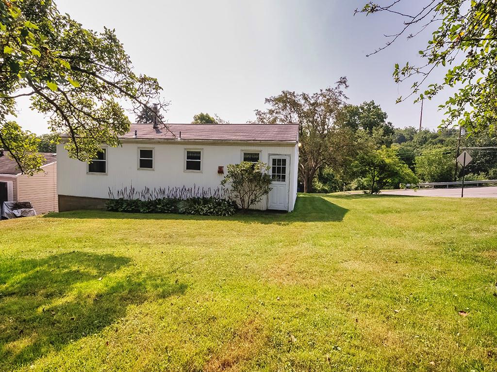 926 Harper Road Crescent, PA 15046 - Photo 5 of 6 Gallery Image 5