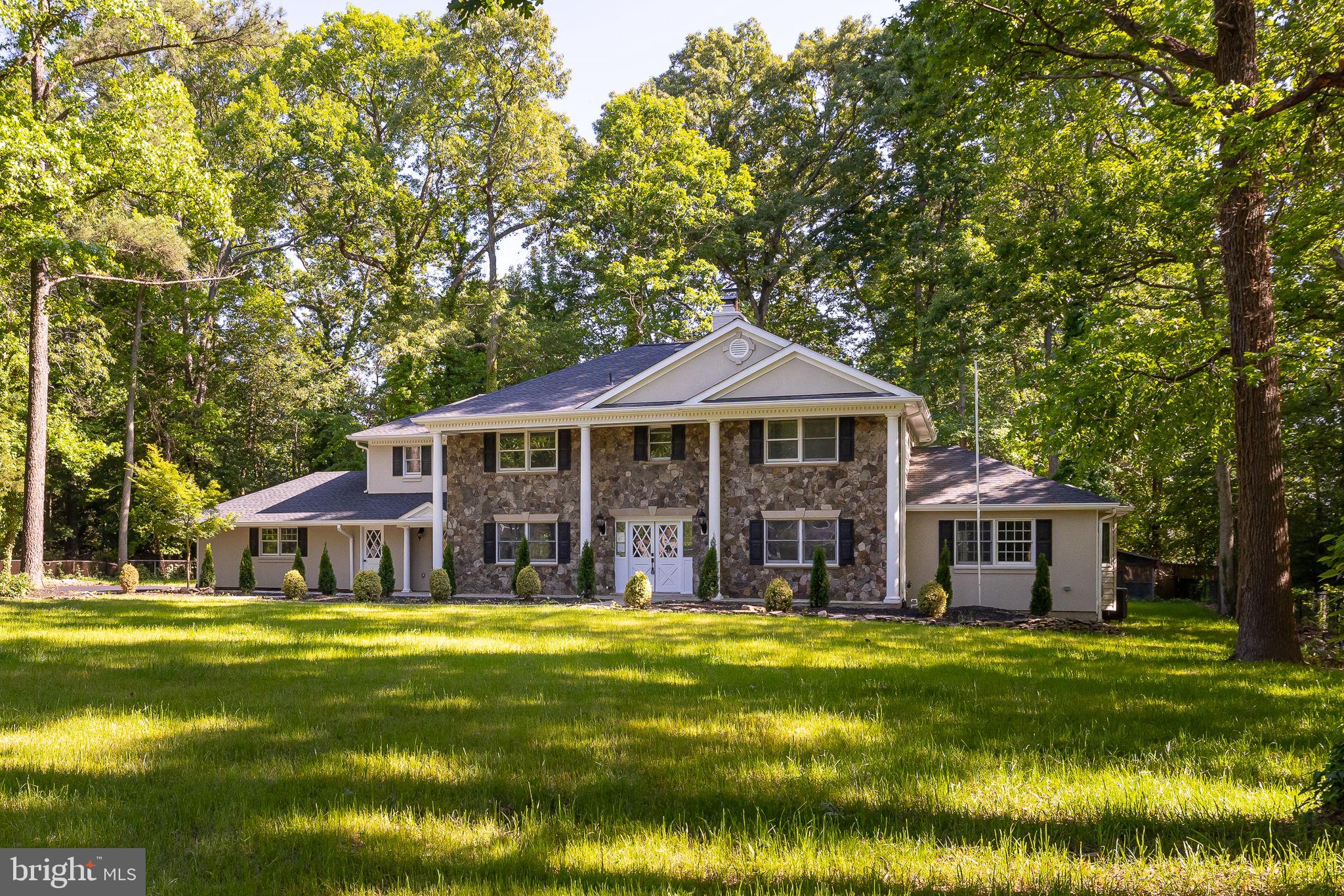 6033 Chapman Road Lorton, VA 22079 - Photo 3 of 84 Gallery Image 3