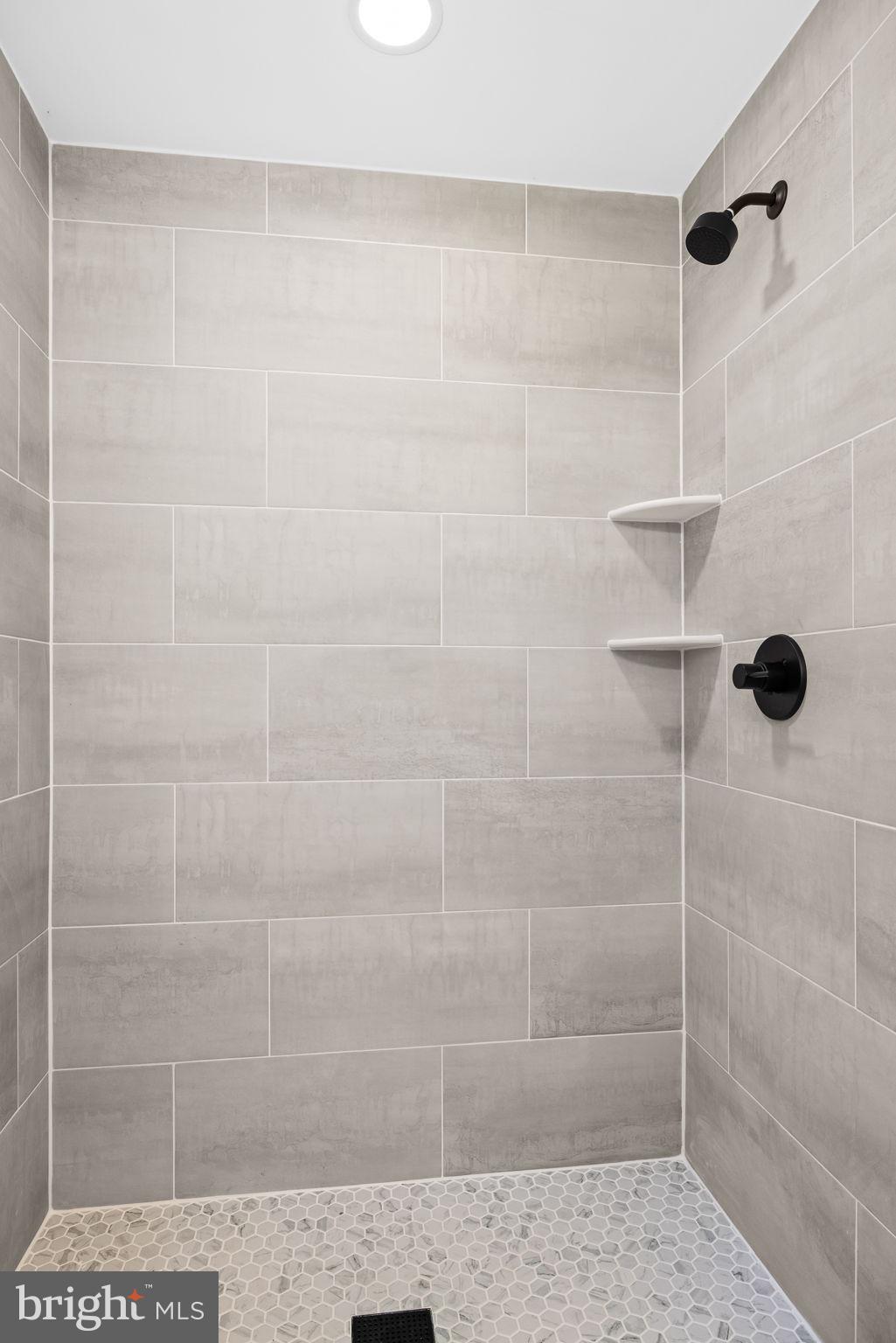 6033 Chapman Road Lorton, VA 22079 - Photo 45 of 84 Gallery Image 45