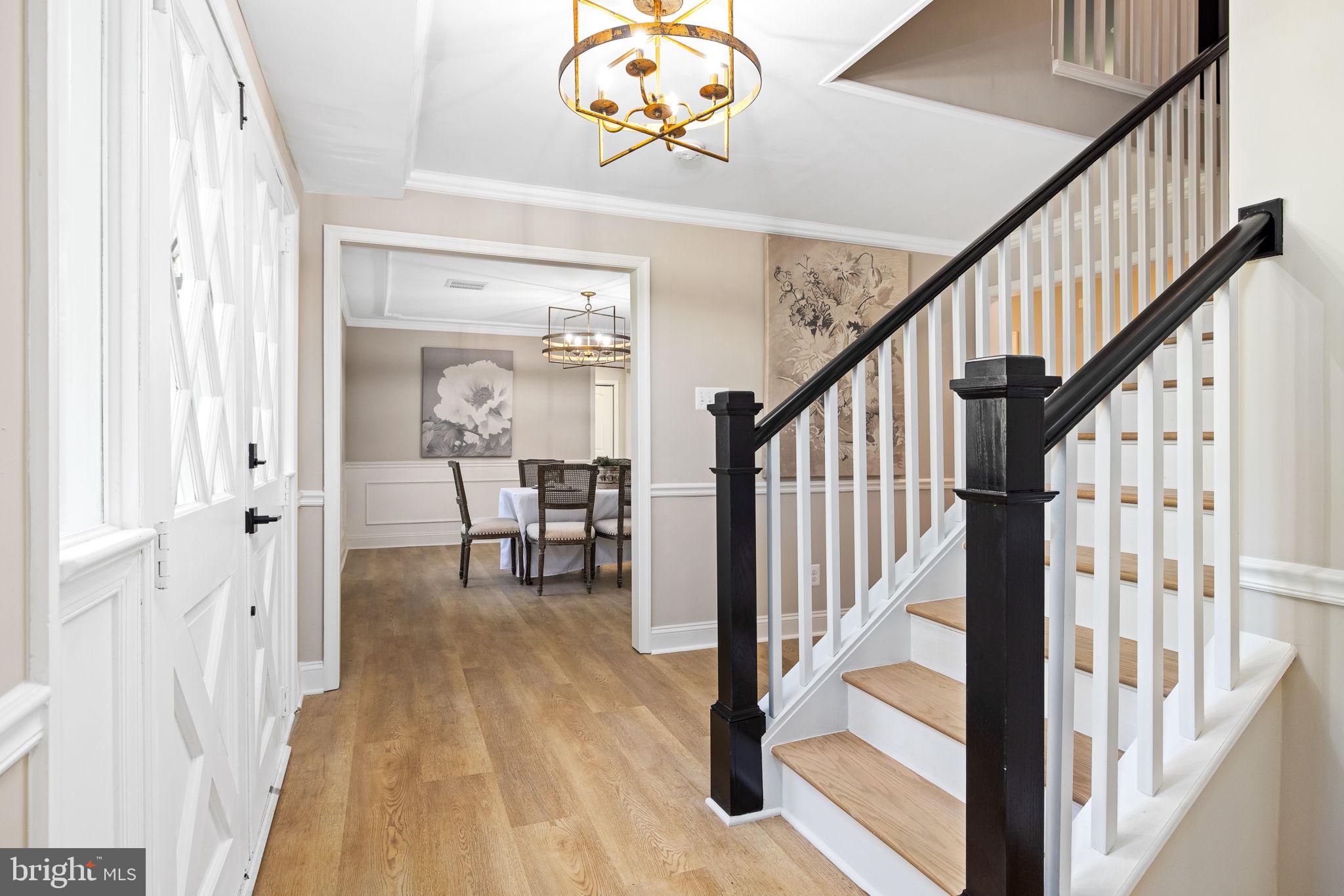 6033 Chapman Road Lorton, VA 22079 - Photo 10 of 84 Gallery Image 10