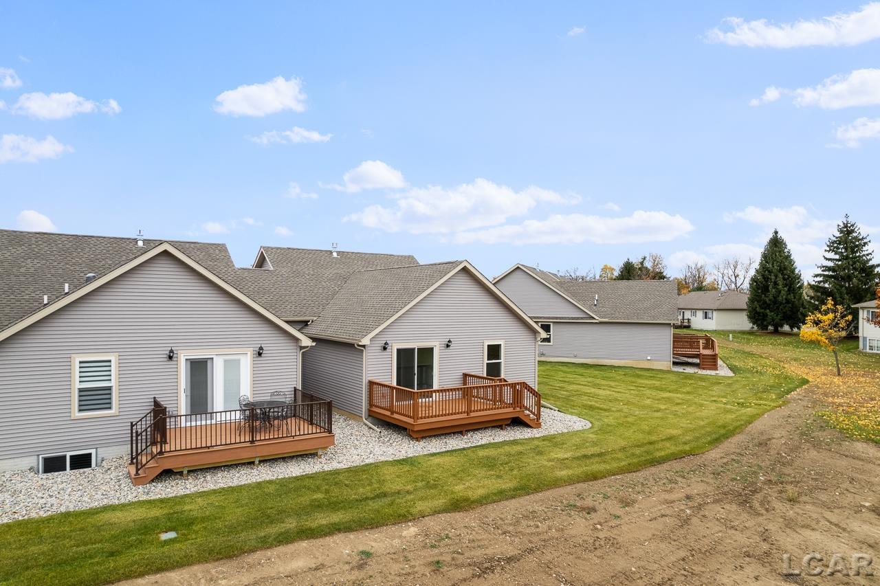 1194 Ridge Lane Tecumseh, MI 49286 - Photo 4 of 35 50100385-3.JPG