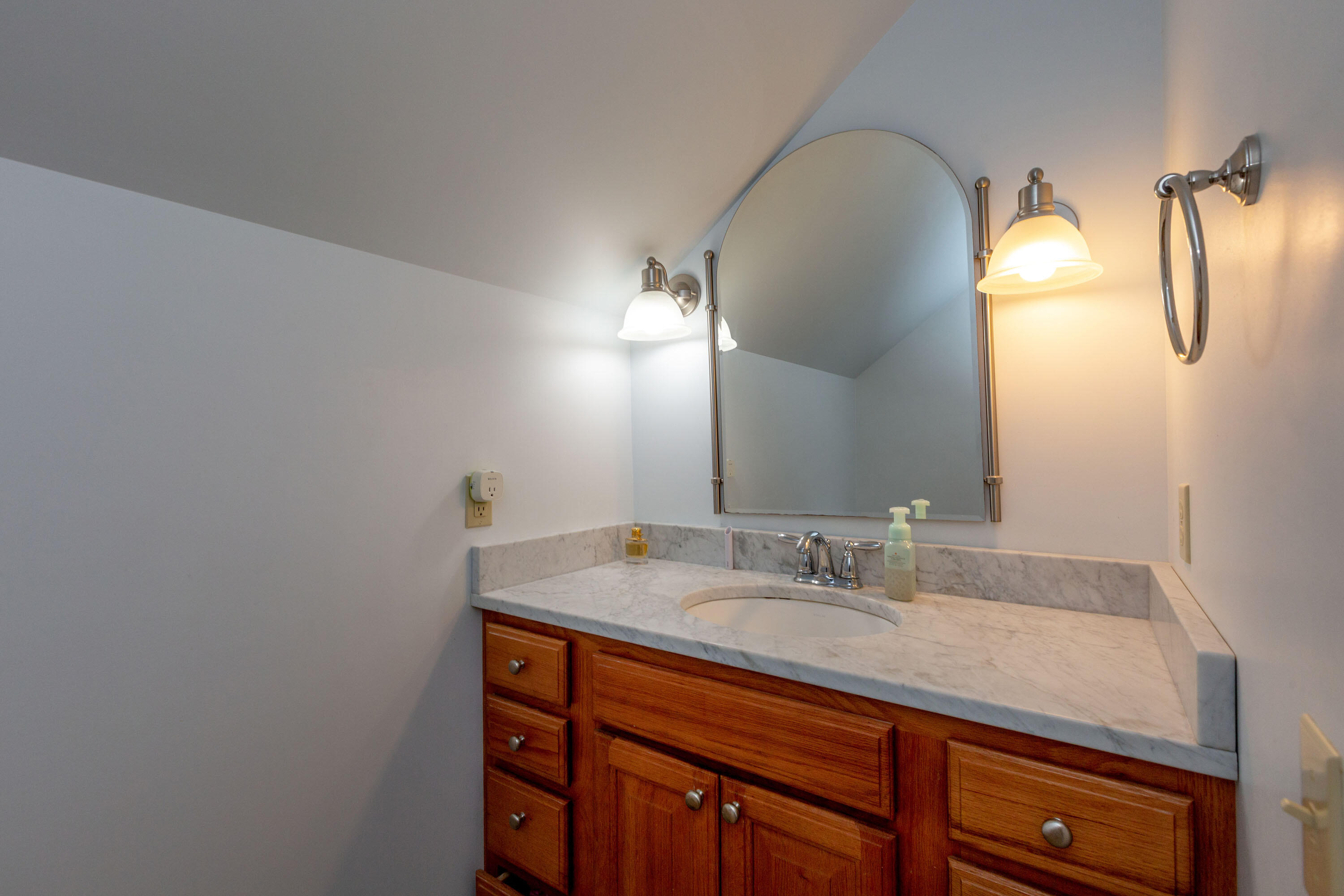 5 Collinsbrook Road Brunswick, ME 04011 - Photo 31 of 49 Master bath
