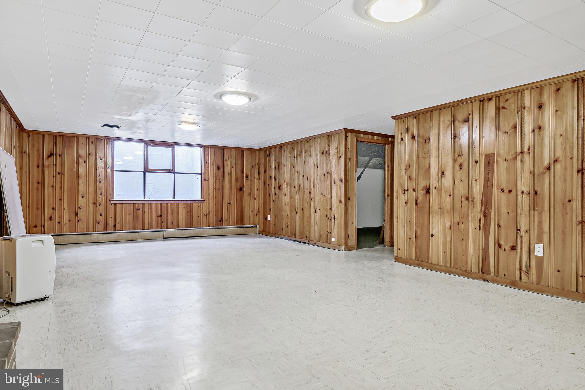 821 Woodberry Road York, PA 17403 - Photo 21 of 25 workshop behind door