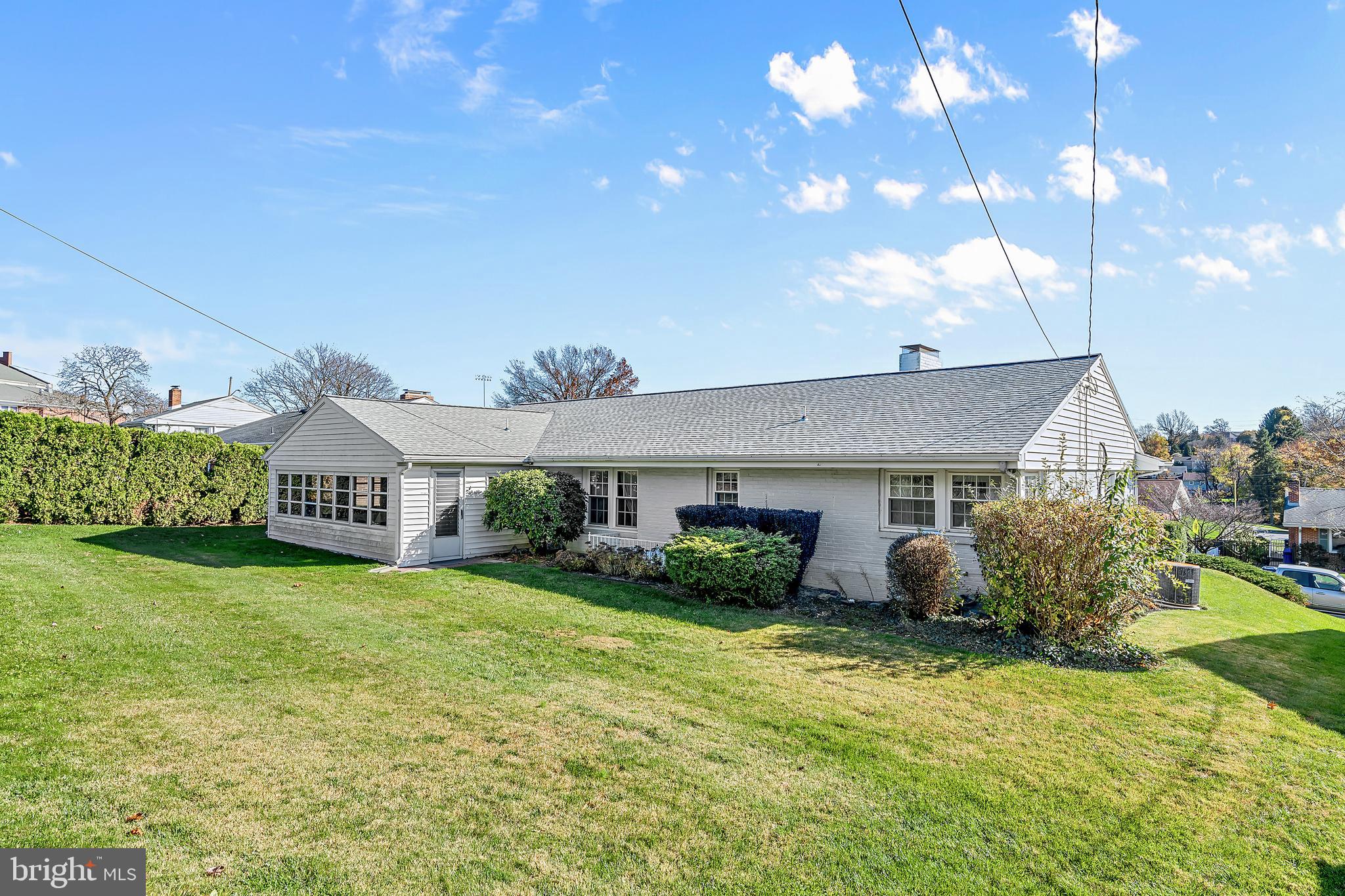 821 Woodberry Road York, PA 17403 - Photo 25 of 25 Gallery Image 25