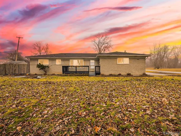 $2,250 | 11780 Haggerty Road, Belleville, MI 48111