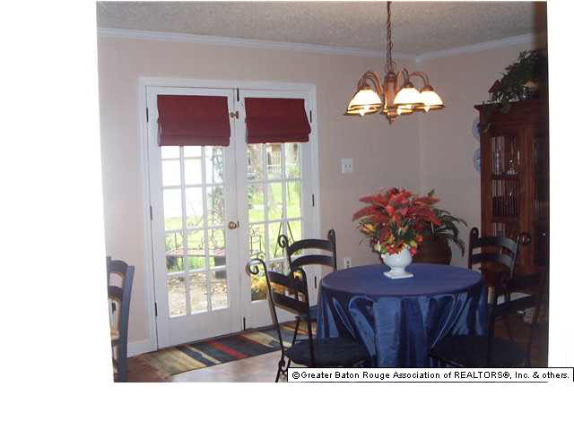 11643 Fairoak Avenue Baton Rouge, LA 70815 - Photo 4 of 8 Gallery Image 4