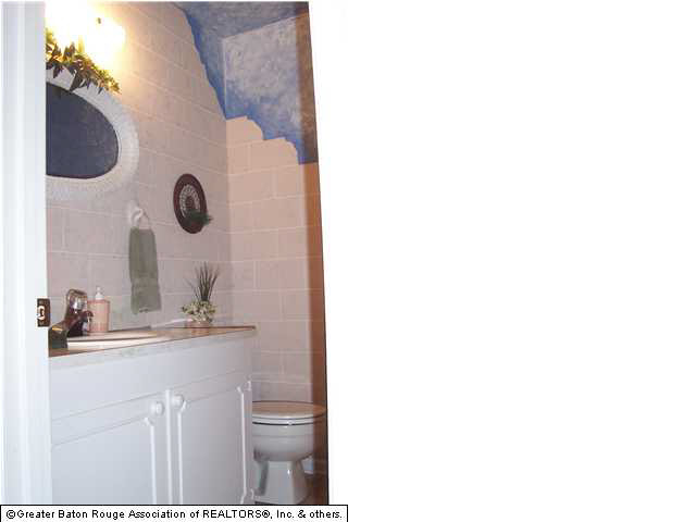 11643 Fairoak Avenue Baton Rouge, LA 70815 - Photo 7 of 8 Gallery Image 7